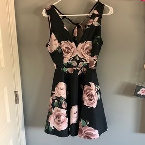 Dry Goods Black Floral Print Dress Size Small
